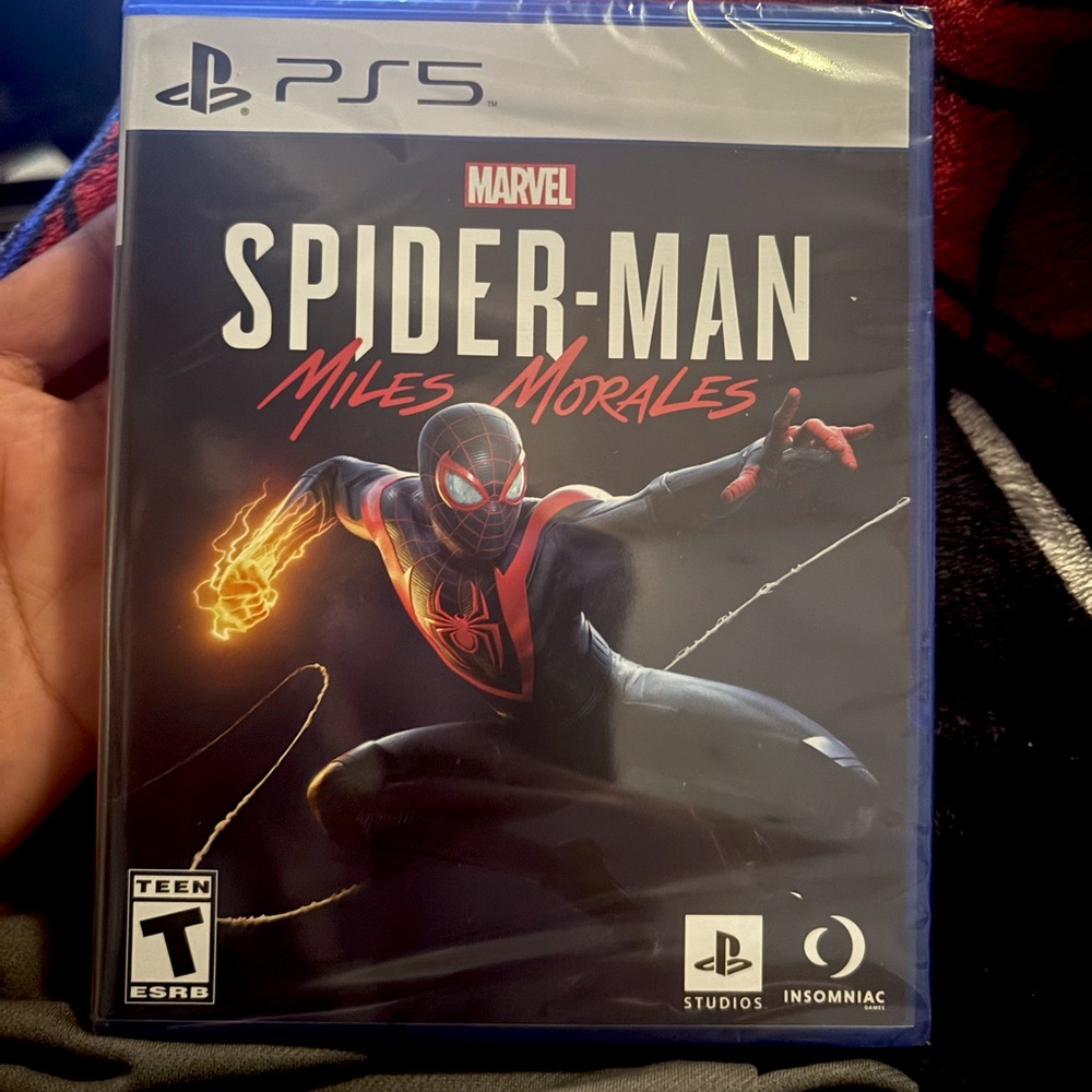 Marvel Spider-Man: Miles Morales PS5 - Black and Red Edition